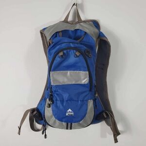 NWOT-Urban Peak 2L Hydration Packs Blue Gray Unisex Backpack